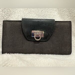 Salvatore Ferragamo Black Leather Wanda Continental Wallet